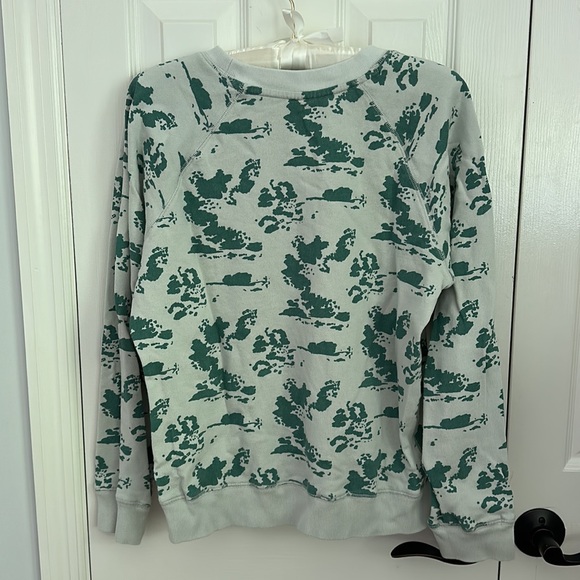 lewis is home sweatshirt - Picture 3 of 5